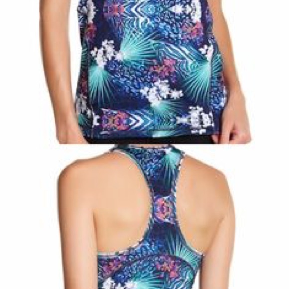 Z by Zella Racer Back Tank Top. - Picture 3 of 5